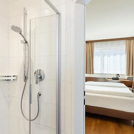 Austria Trend Messe Hotel 3*