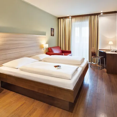 Four Points Flex By Sheraton Messe Отель 3*