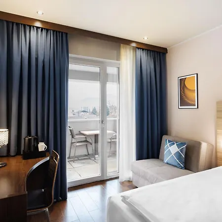 Four Points Flex By Sheraton Messe Hotel