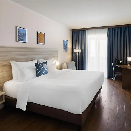 Four Points Flex By Sheraton Messe 3* Salisburgo