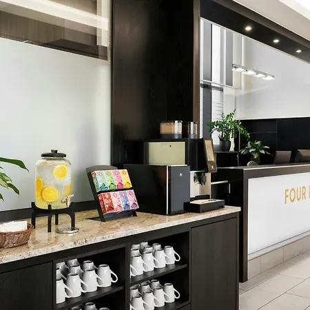 Four Points Flex By Sheraton Messe 酒店