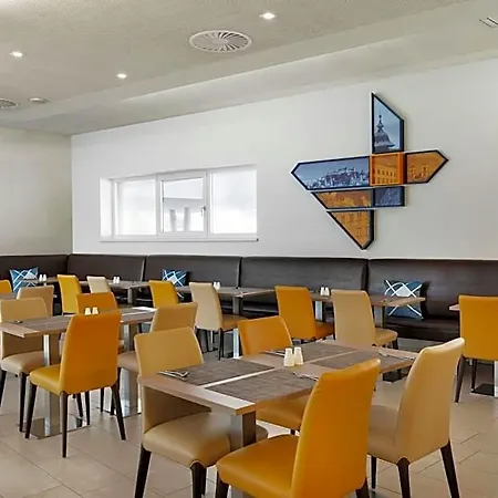 فندق Four Points Flex By Sheraton Messe 3*