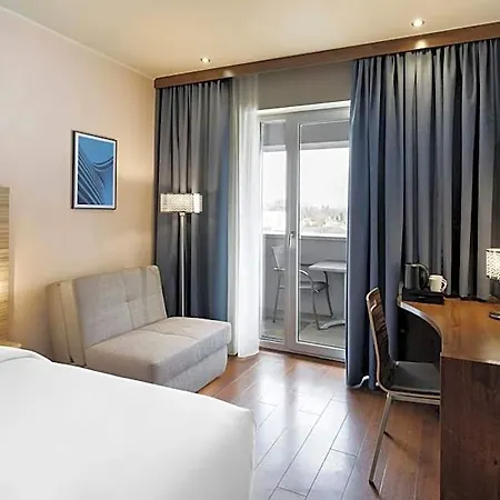 Four Points Flex By Sheraton Messe 3*
