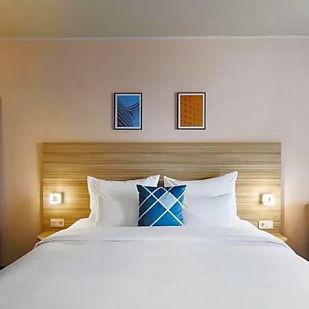 Four Points Flex By Sheraton Messe فندق 3*