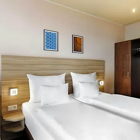 Four Points Flex By Sheraton Messe فندق