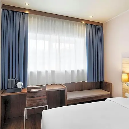 Four Points Flex By Sheraton Messe فندق