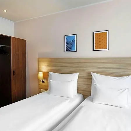Four Points Flex By Sheraton Messe فندق