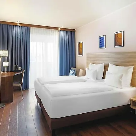 Four Points Flex By Sheraton Messe فندق