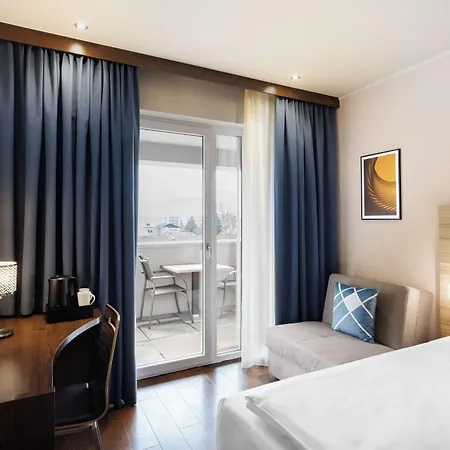 Four Points Flex By Sheraton Messe 3*
