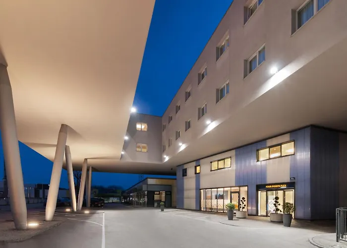 Four Points Flex By Sheraton Messe Hotel