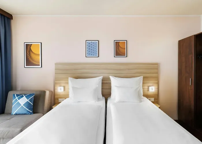 Hotel Four Points Flex By Sheraton Messe 3*