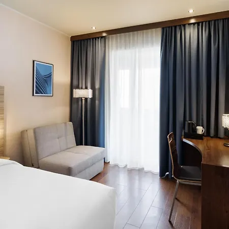 Four Points Flex By Sheraton Messe 3*