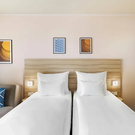 ホテル Four Points Flex By Sheraton Messe 3*